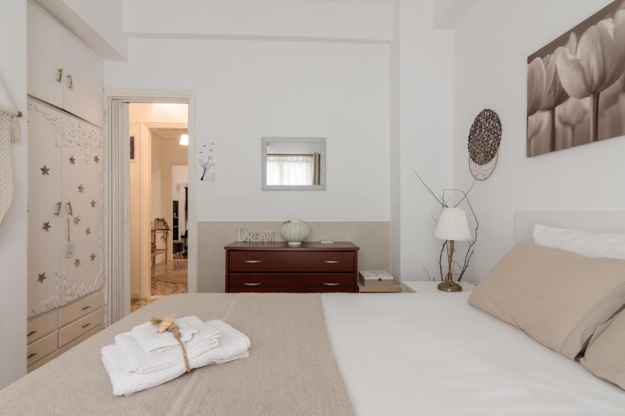 Classic And Modern Apartment In אתונה מראה חיצוני תמונה