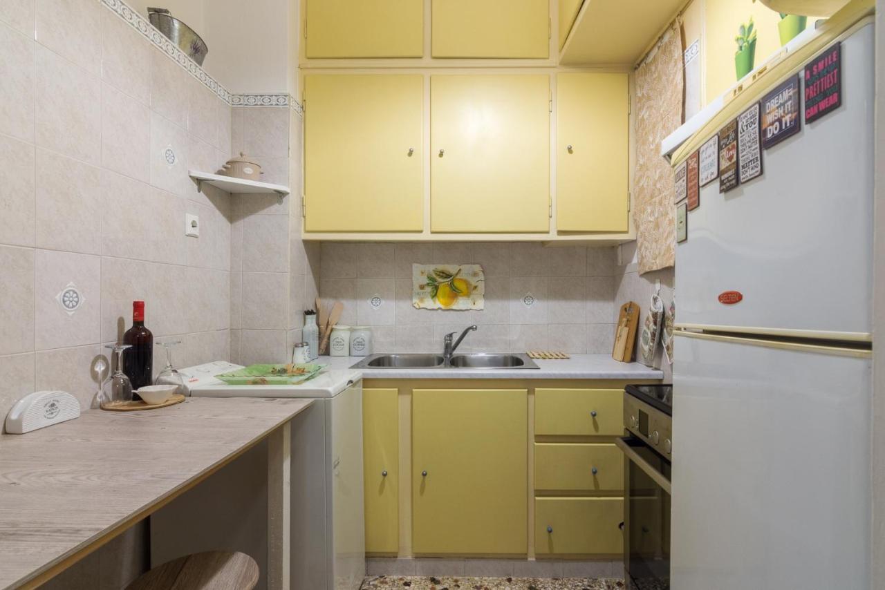Classic And Modern Apartment In אתונה מראה חיצוני תמונה
